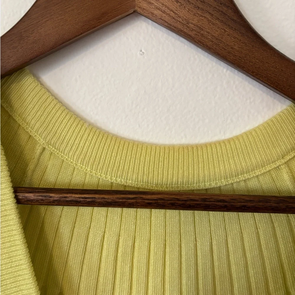 Bhome Elegant Yellow Ribbed Dress - Picture 3 of 6